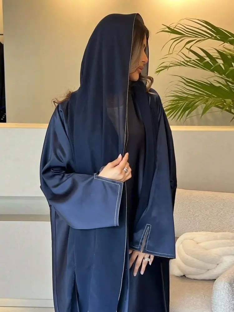 قطعة واحدة عباية نسائية بلون موحد بسيطة