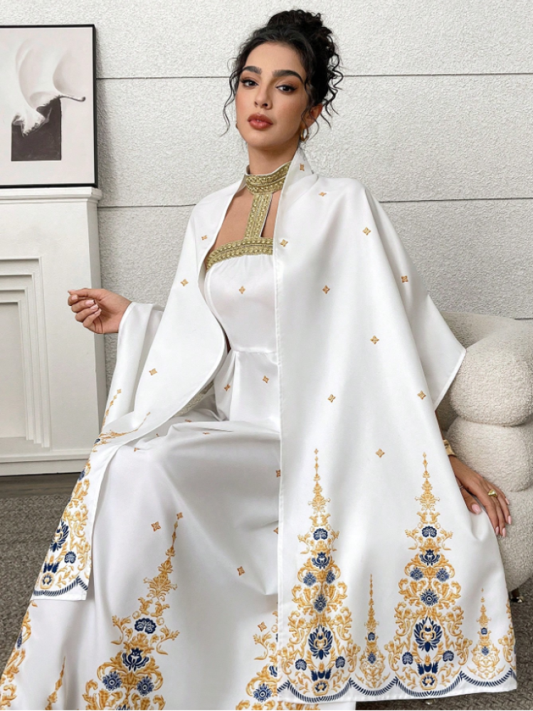 فستان نسائي أنيق بطراز عربي