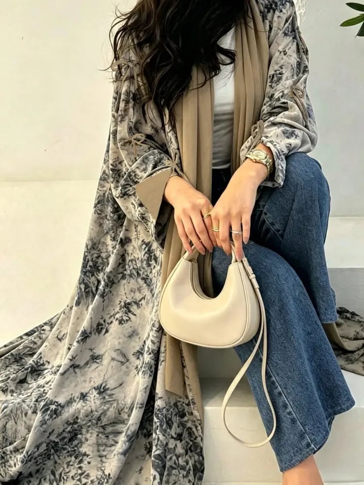 عباية نسائية انيقة