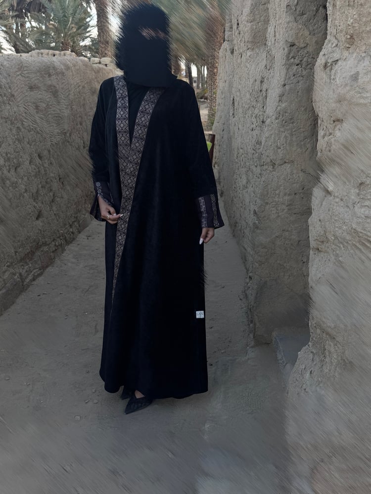 عباية لان 03