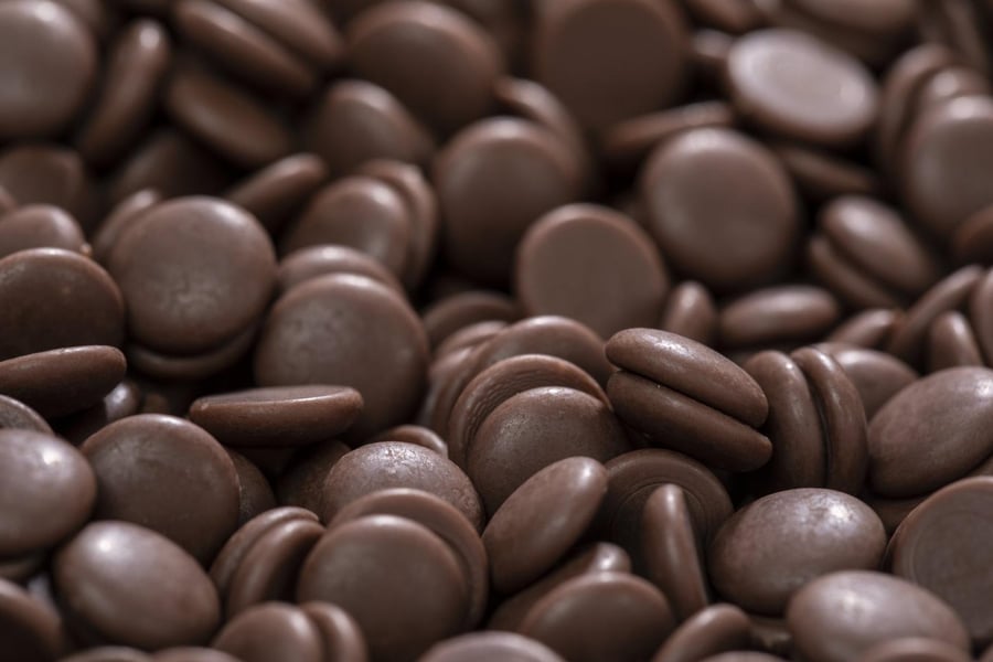 هيركو حبيبات شوكلاتة بالحليب 5 كجم × 2