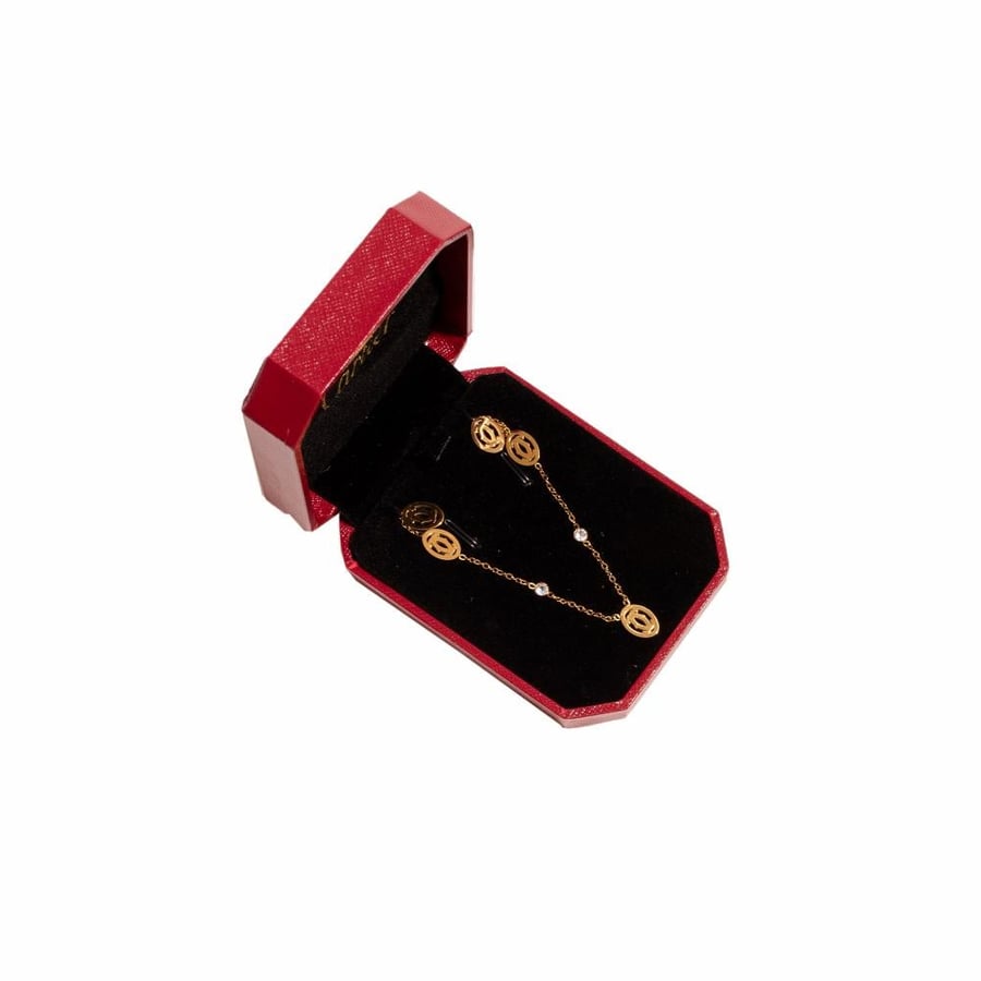 A gold set from Azad