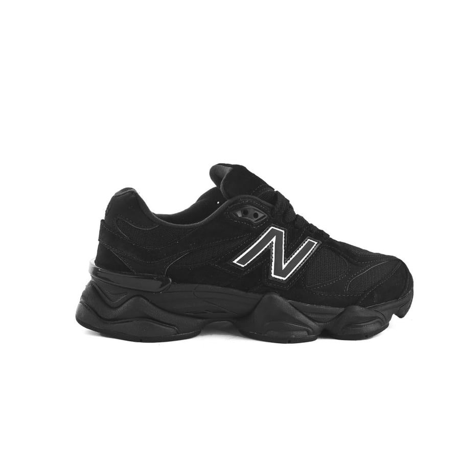 New Balance men's shoes black