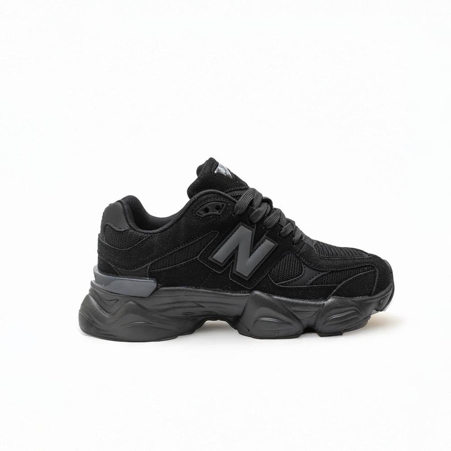 New Balance black women's