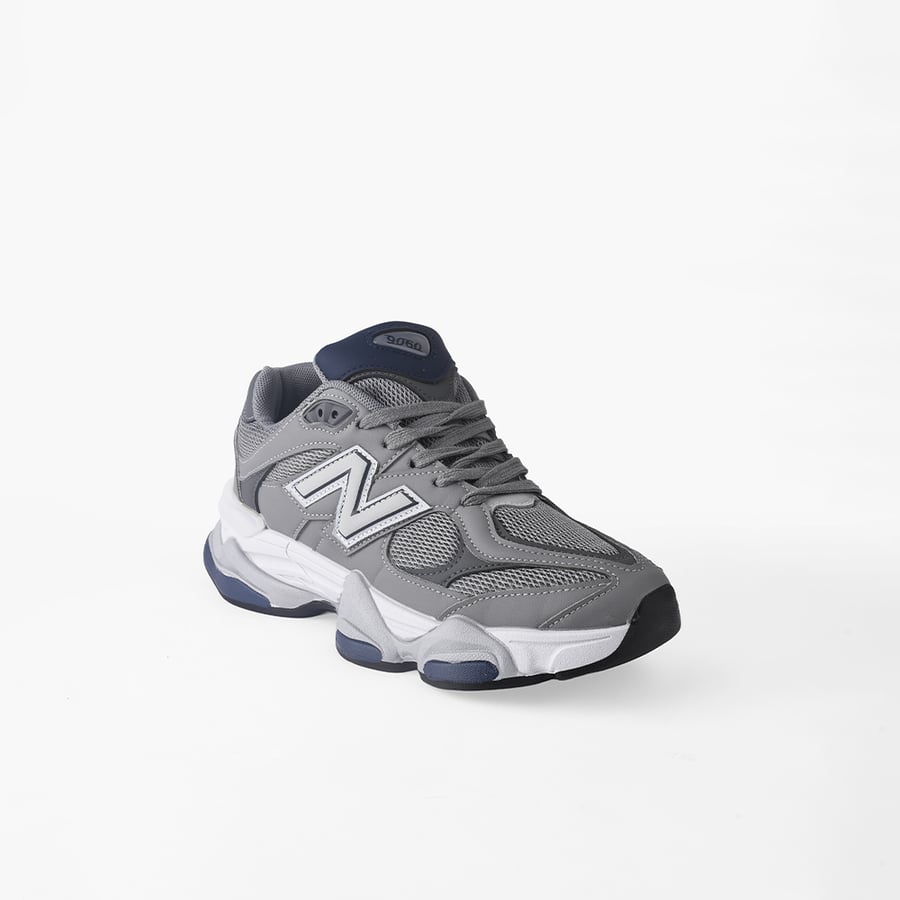 New Balance men's gray shoe