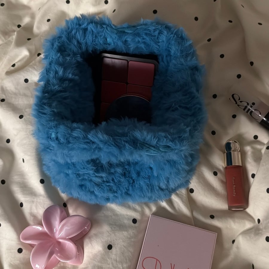 Small clutch 114