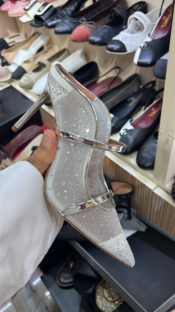 شوز مالون