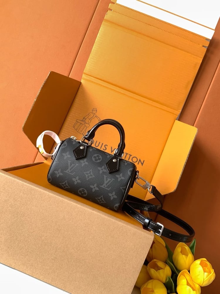 شنطة لويس فيتون 16 cm