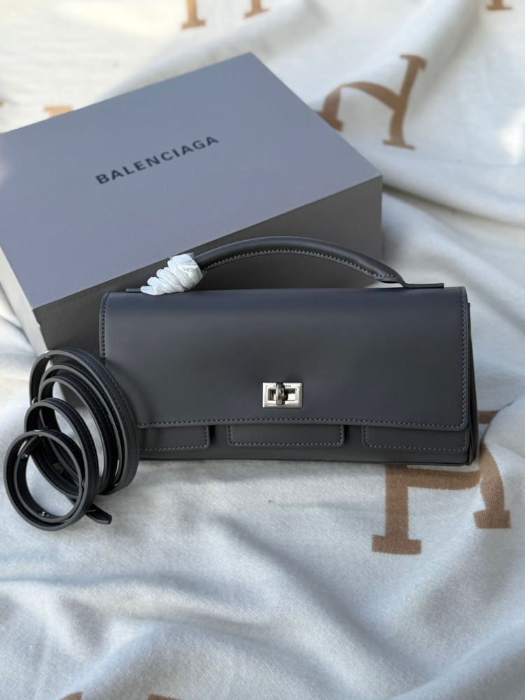 شنطة بالنسياغا 26 سم | Balenciaga Bag 26 cm