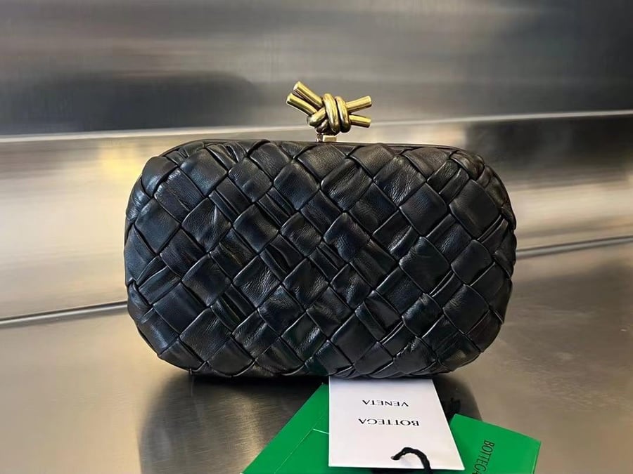 باوتش كلاتش بوتيغا Bottega Veneta Clutch