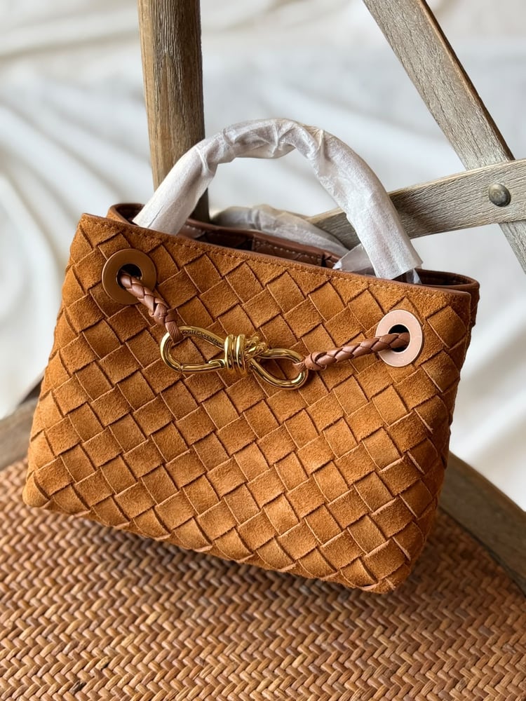شنطة بوتيغا 20 cm
