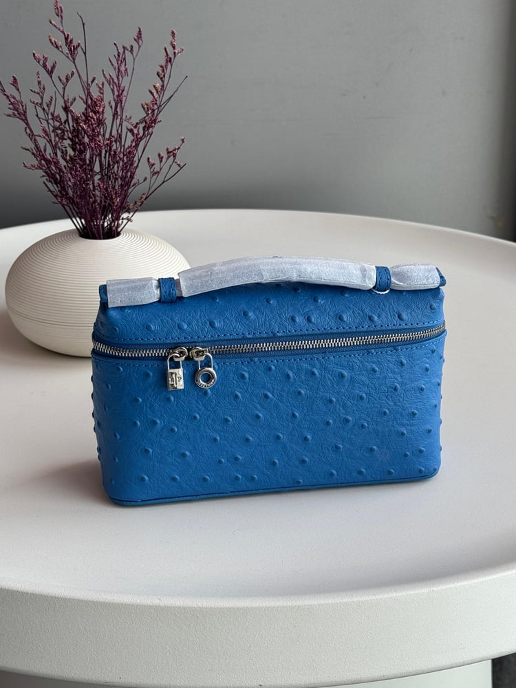 شنطة لورو بيانا مقاس 19 سم Loro Piana Bag 19 cm