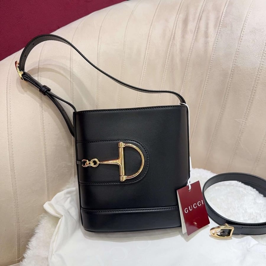 شنطة غوتشي مقاس 18 سم Gucci Bag 18 cm
