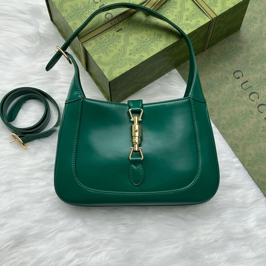 شنطة غوتشي صغيرة 19 سم Gucci Small Bag 19 cm