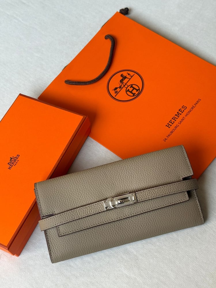 باوتش محفظة هيرميس ومعها استراب | Hermès Pouch