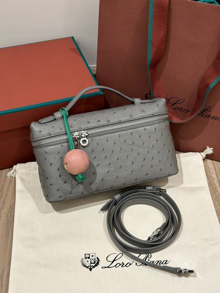 شنطة لورو بيانا 19 سم Loro Piana Bag 19 cm