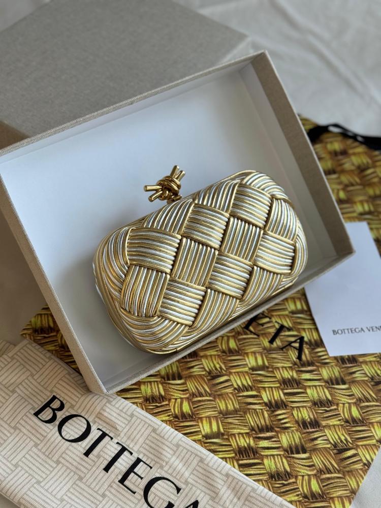 باوتش كلاتش بوتيغا | Bottega Veneta Clutch