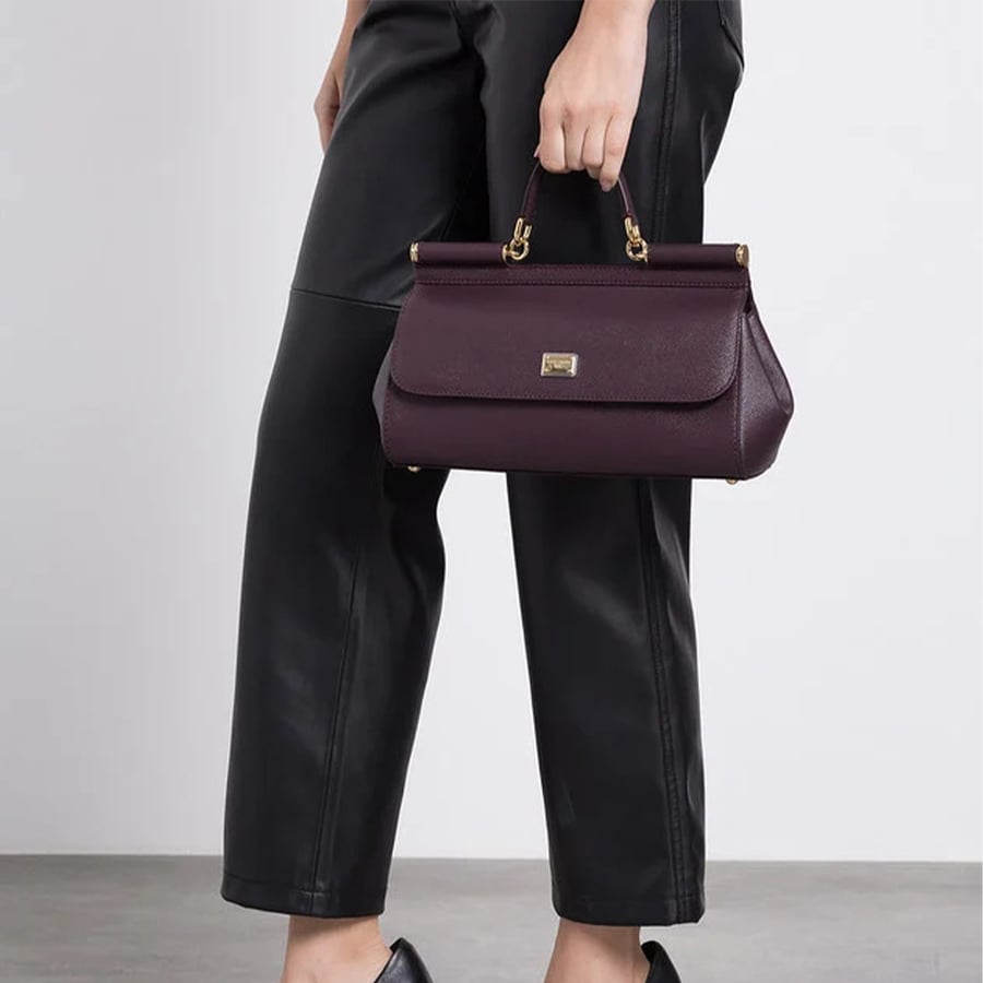 شنطة دولتشي أند غابانا Dolce طويله 26 سم | Dolce & Gabbana Bag 26 cm