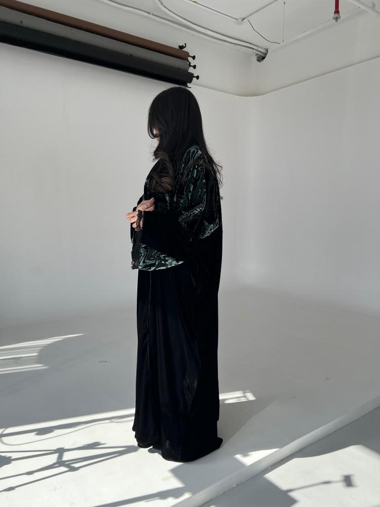 Black Dual-Velvet Abaya Half Bisht Cut