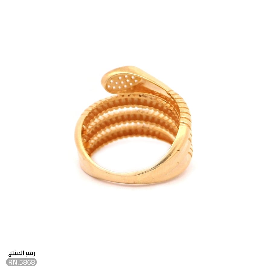 خاتم ذهب عيار 21 تصميم ملتف وأنيق (RN.5868)