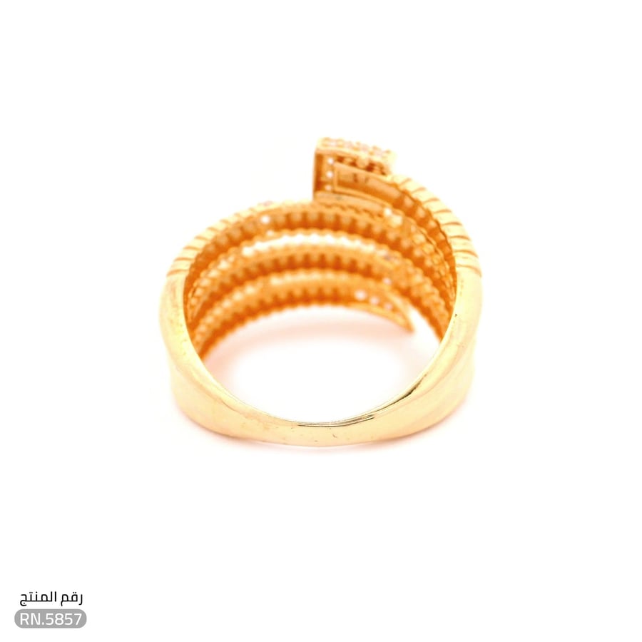 خاتم ذهب عيار 21 تصميم ملتف بفصوص فاخرة (RN.5857)