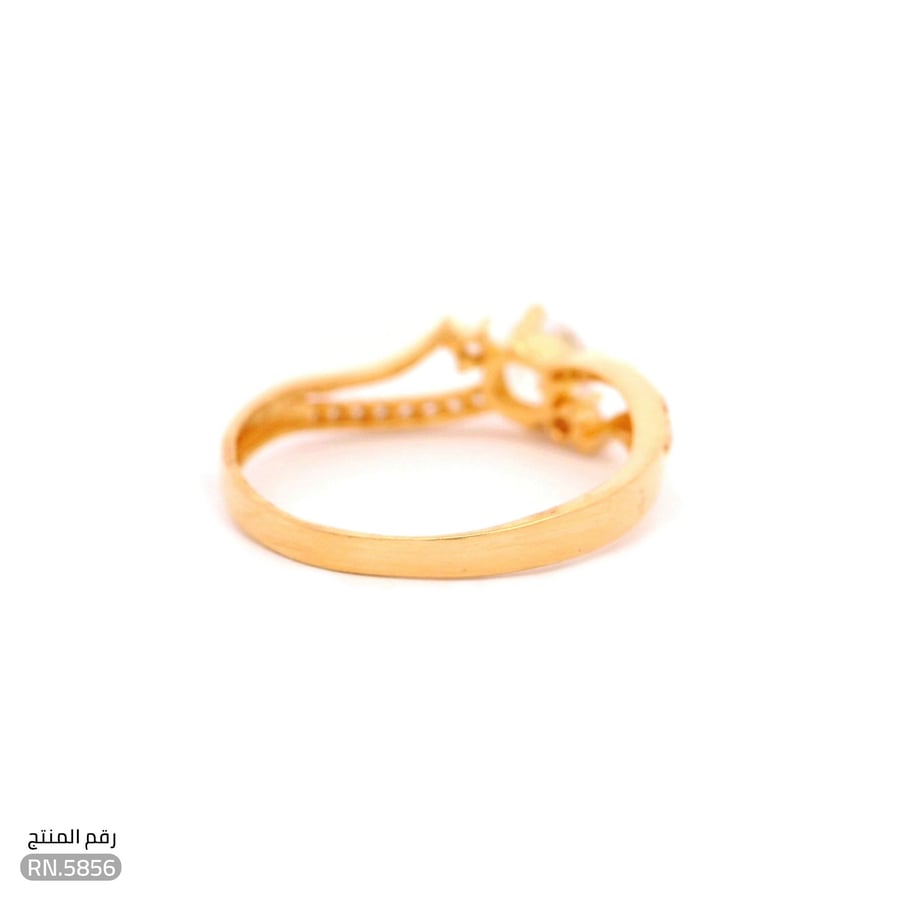 خاتم ذهب عيار 21 تصميم أنيق وفصوص فخمة (RN.5856)