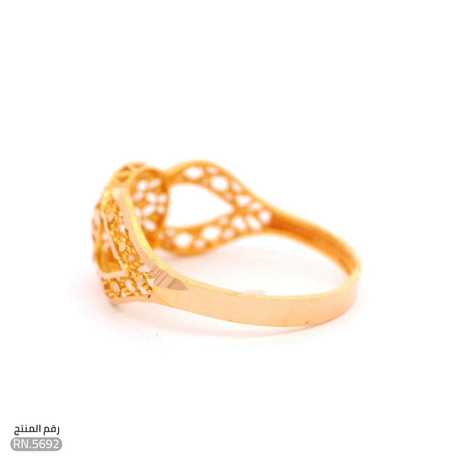خاتم ذهب عيار 21 تصميم راقي وفاخر (RN.5692)