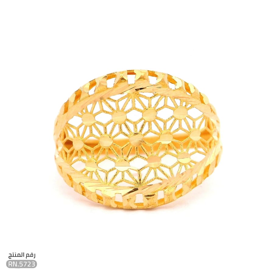 21-karat gold ring with a charming and unique touch (RN.5723)