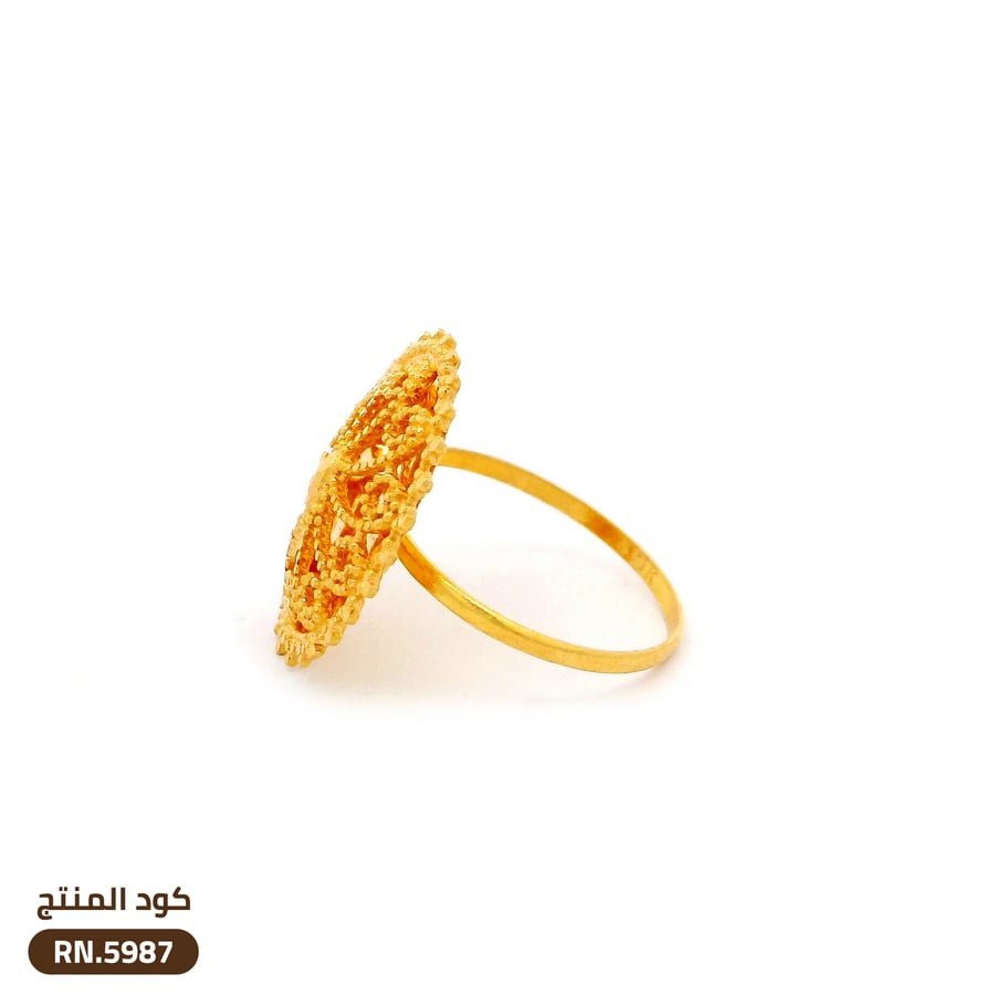 خاتم دائري بنقوش فريدة ذهب عيار 21 (RN.5987)