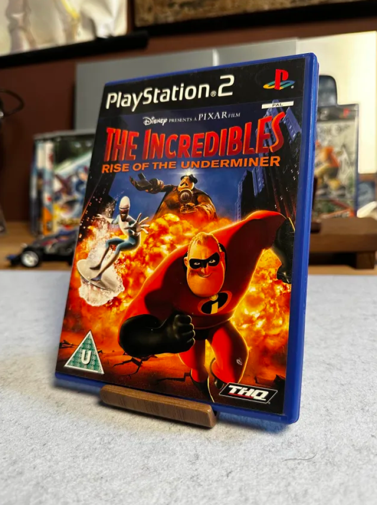 THE INCREDIBLES RISE OF THE UNDERMINER - PS2 -PAL