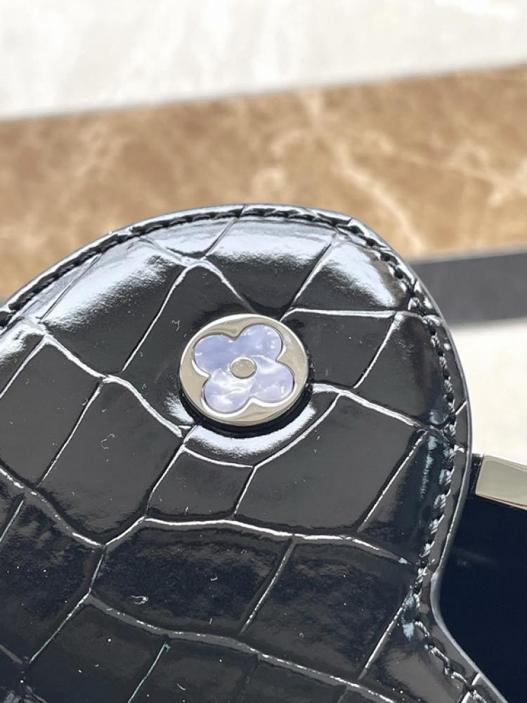 LV لويس فيتون Capucines مقاس27