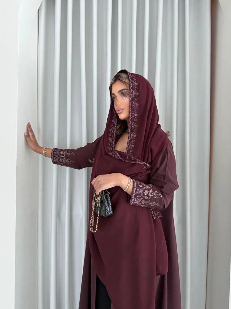 تطريز يدوي عنابي #65