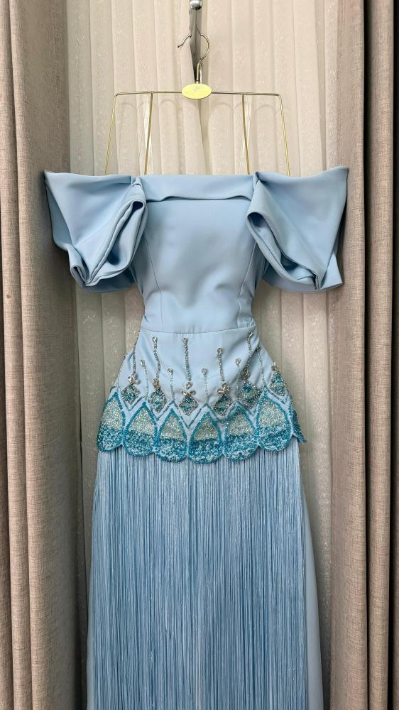 Ronaq dress