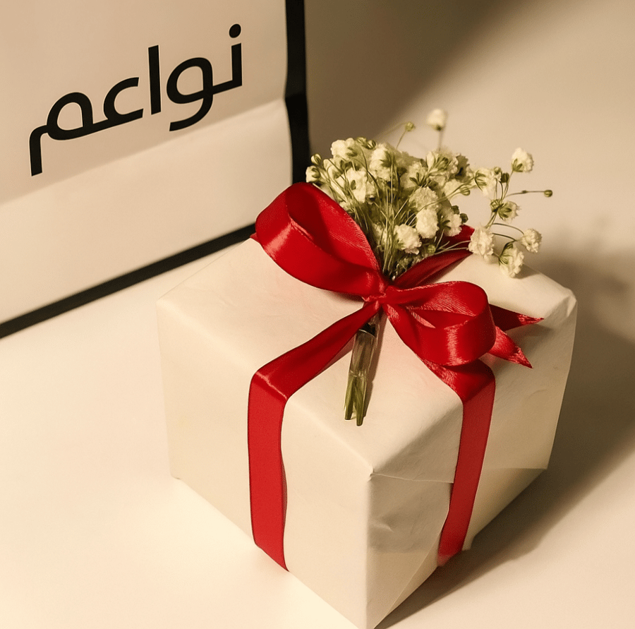 تغليف هدايا هدايا بالاسم  كرت اهداء  تغليف متجر نواعم تغليف نواعم هداي