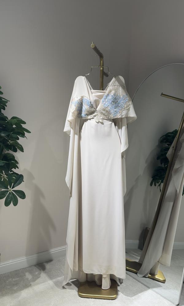 Long beige dress of two pieces