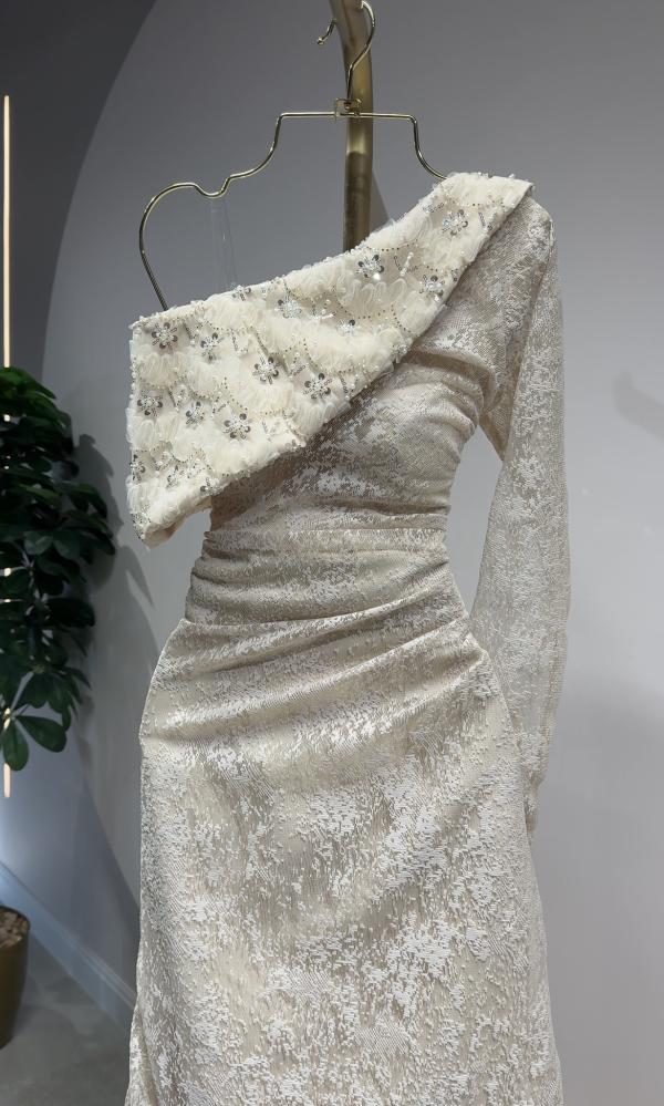 Long beige evening dress with one shoulder
