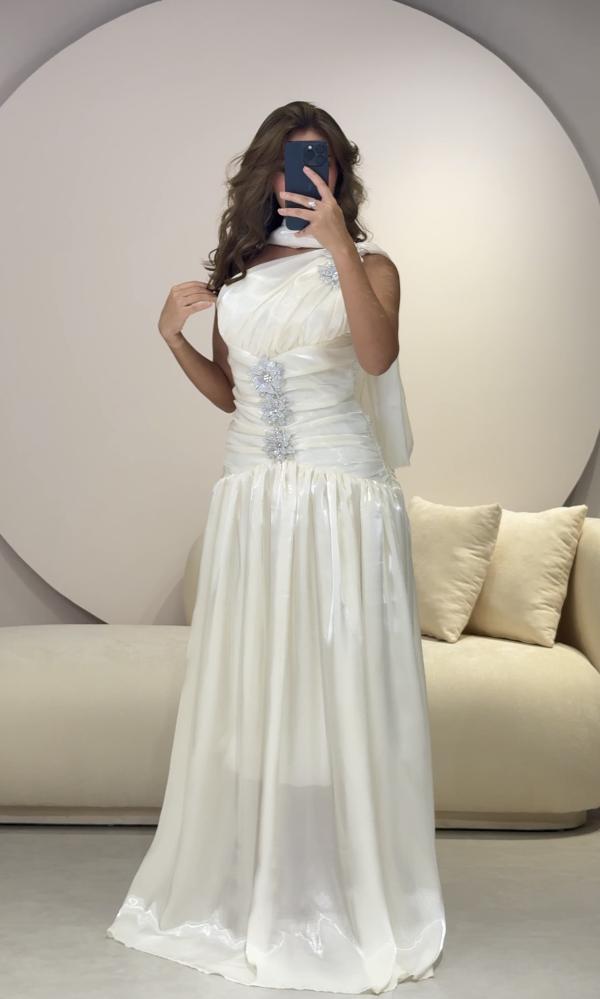 Evening dress beige decorated with crystal brooches