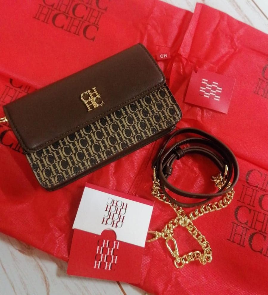 شنطة CH