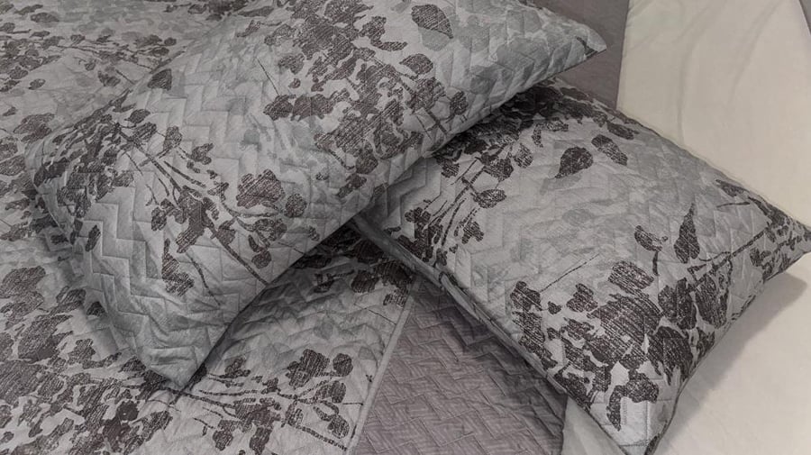 لحاف صيفي ايفوري  ( كابتونيه)