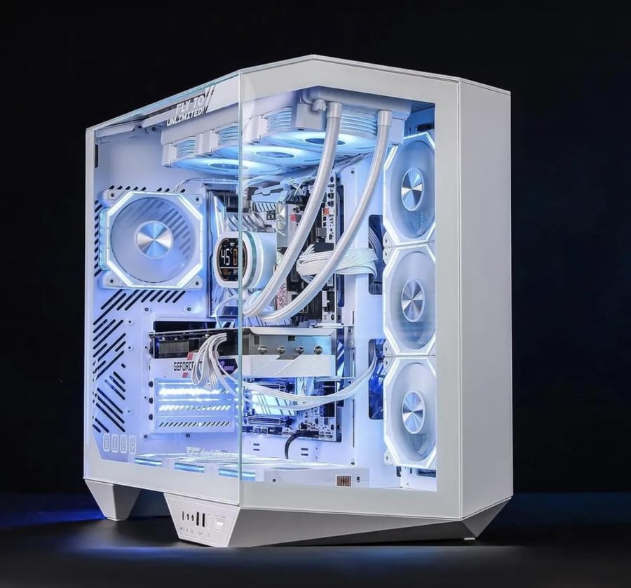 تجميعة بي سي قيمينق, كرت الشاشة اسوس RTX5070, معالج i7 , الرامات 16GB , التخزين 1 تيرا,مع مبرد مائي