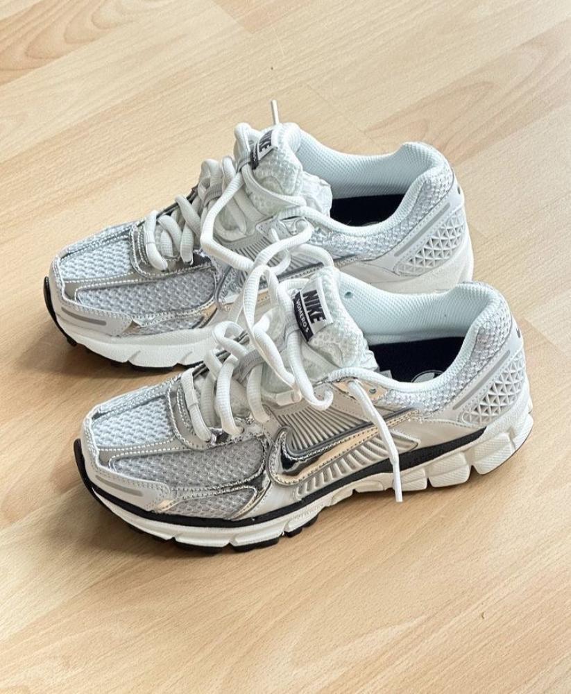 Nike Zoom Vomero 5