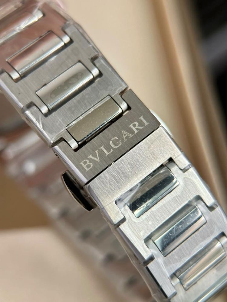 ساعة بولغري بولغري (Bvlgari Bvlgari)