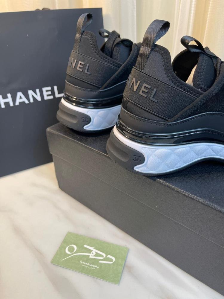 Chanel Sneakers - أسود