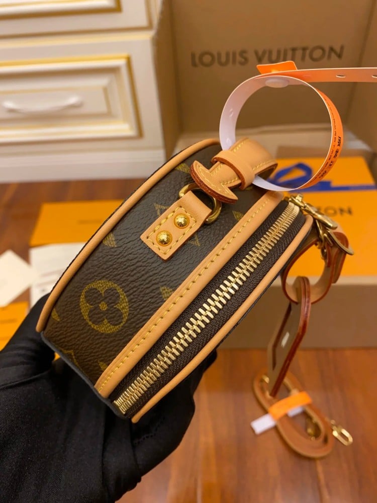 حقيبة لويس فيتون Mini Boite Chapeau