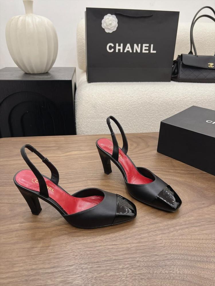 حذاء شانيل Slingback بكعب