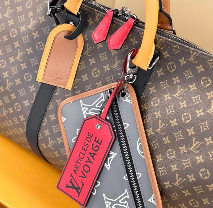 حقيبة لويس فيتون Keepall Bandoulière بني