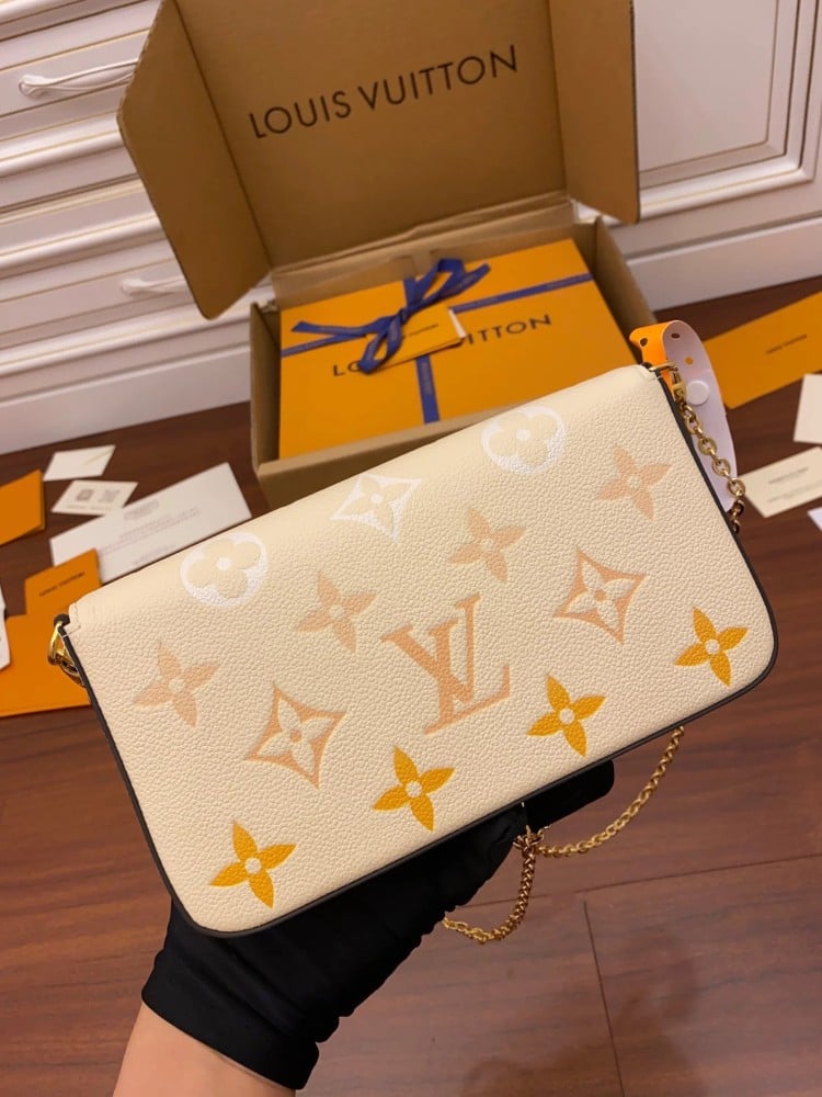 حقيبة لويس فيتون Pochette Félicie-مقاس 21