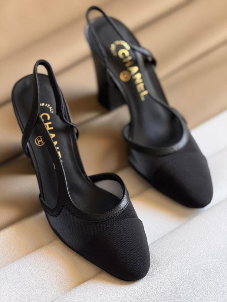 حذاء Slingback بكعب من شانيل