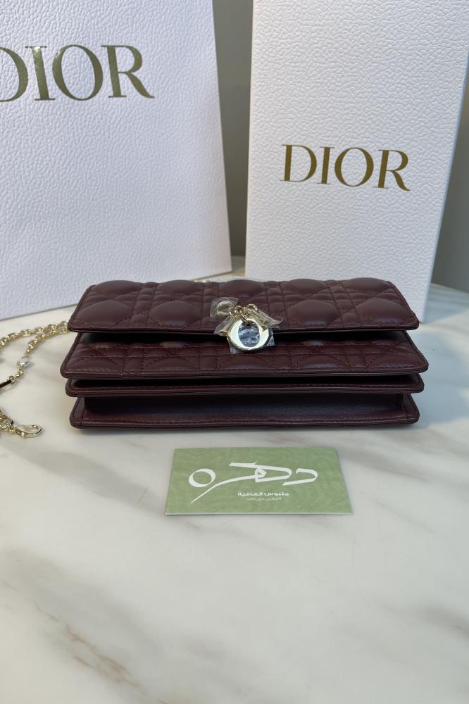 حقيبة Lady Dior مقاس 21