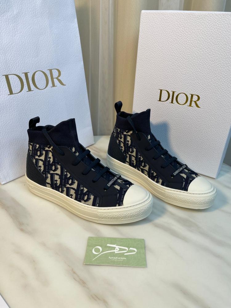 ديور WALK’N’DIOR